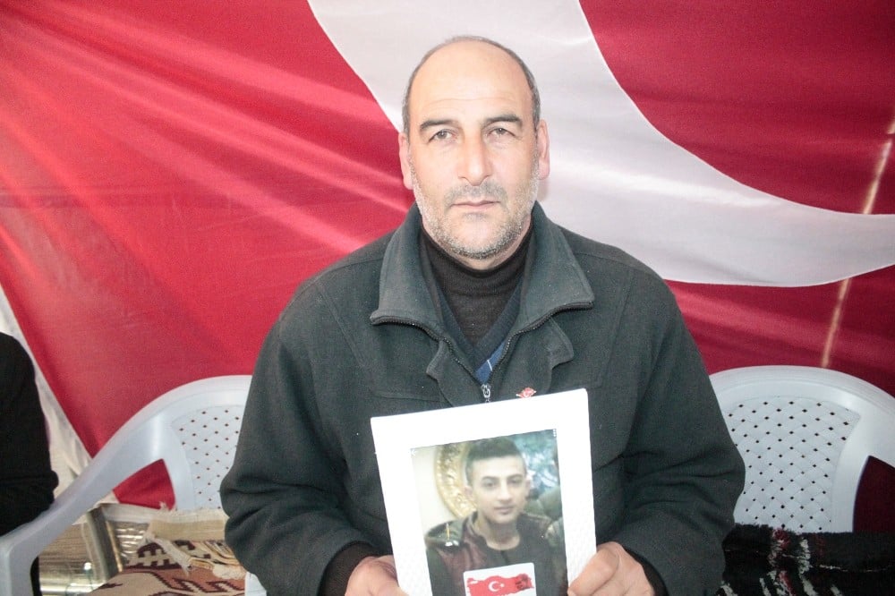 Evlat nöbetindeki ailelerden HDP’li Pervin Buldan’a tepki 