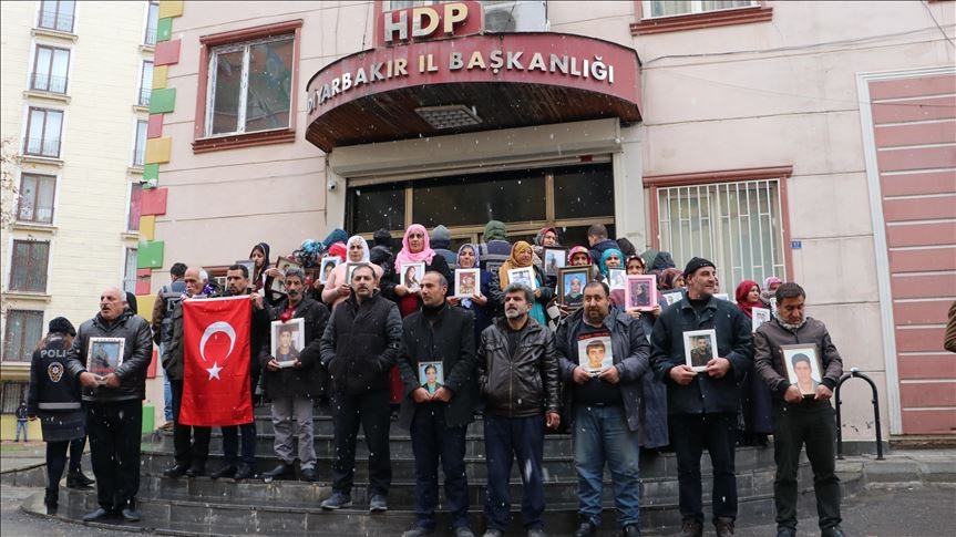 Evlat nöbetindeki babadan acı haber