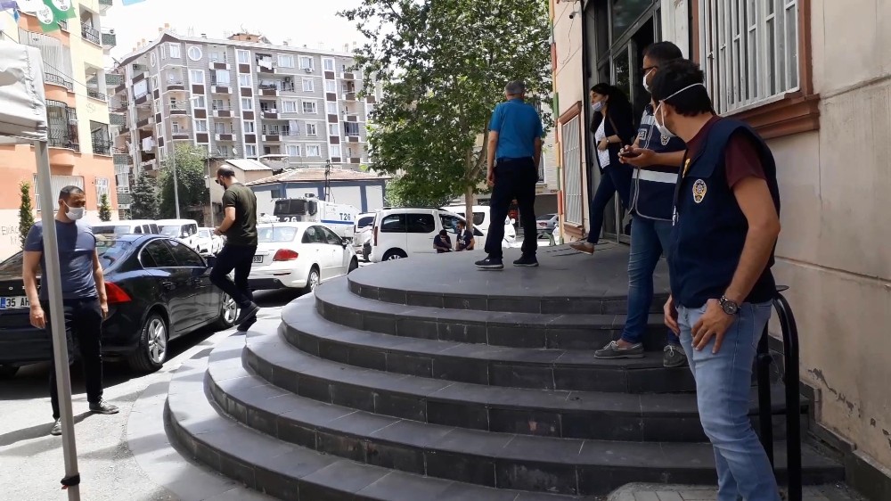 Evlat nöbetindeki babadan HDP’li vekile tepki 