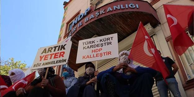 Evlat Nöbeti'nden sevindiren haber! Bakan Soylu duyurdu