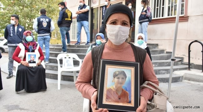 Evlat nöbetine iki aile daha katıldı