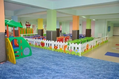 Evlatları için işlerini bıraktılar! Diyabetli çocuklar için emsal olacak adım!