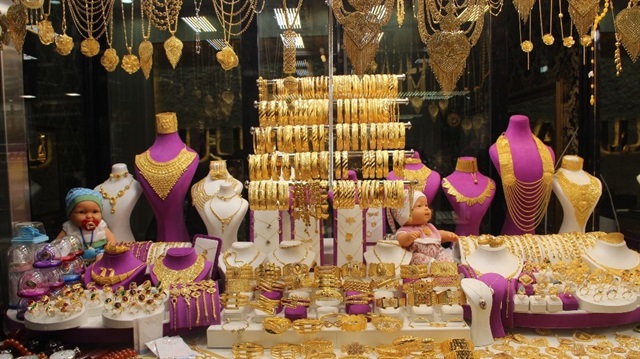 Evlenecekler için altın kiralama dönemi başladı