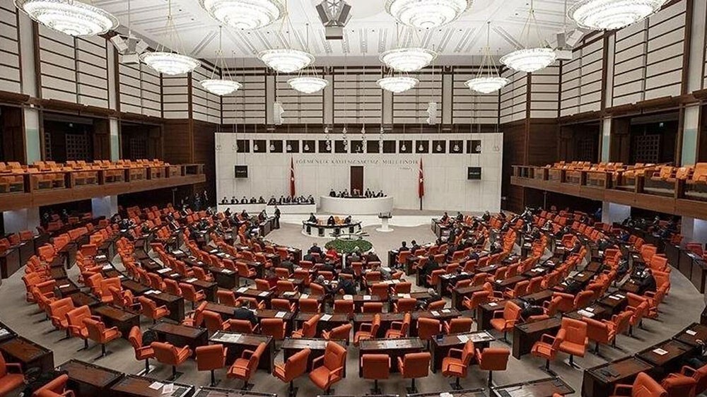 Evleneceklere 2 yıl geri ödemesiz kredi Meclis'te! Peki ne zaman verilecek? Kimler faydalanacak?