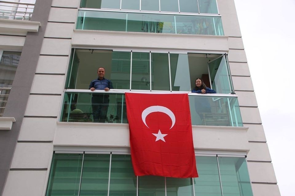Evlerde bayram şenliği var 