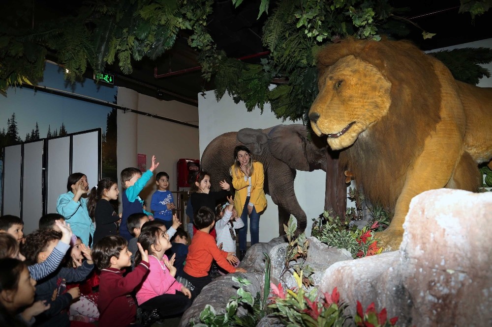 Evrensel Değerler Çocuk Müzesi ve Bilim Merkezi 35 bin çocuğu ağırladı 