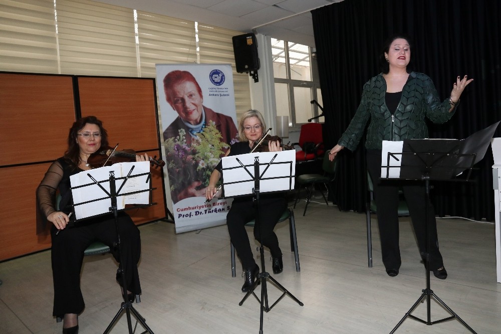 Evrensel müzik tınıları Çankayalılarla buluştu 