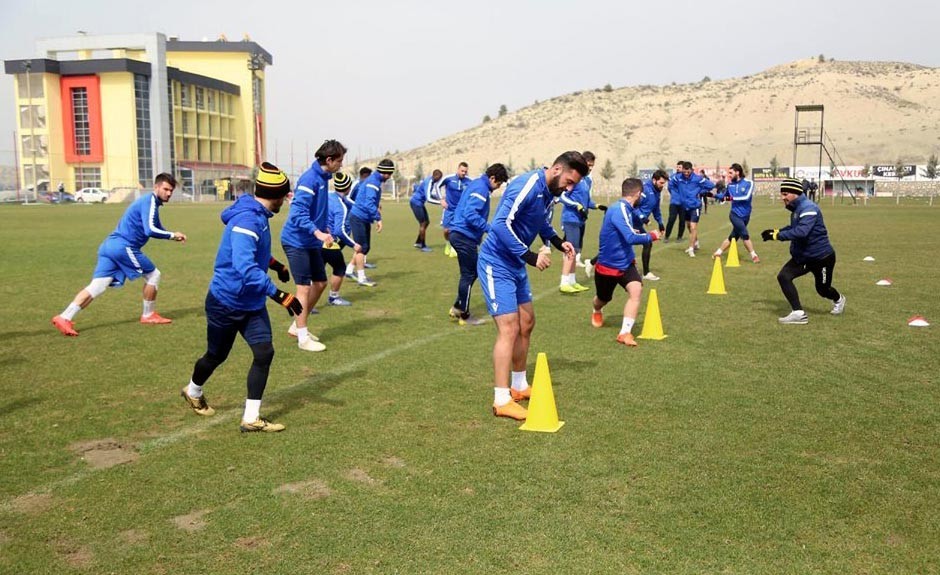 EY. Malatyaspor Ankaragücü maçının taktik provasını yaptı 