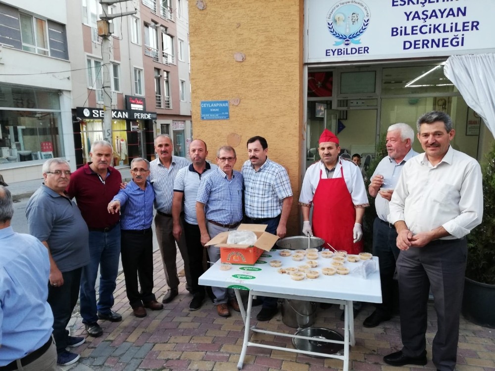 EYBİLDER’den aşure ikramı 