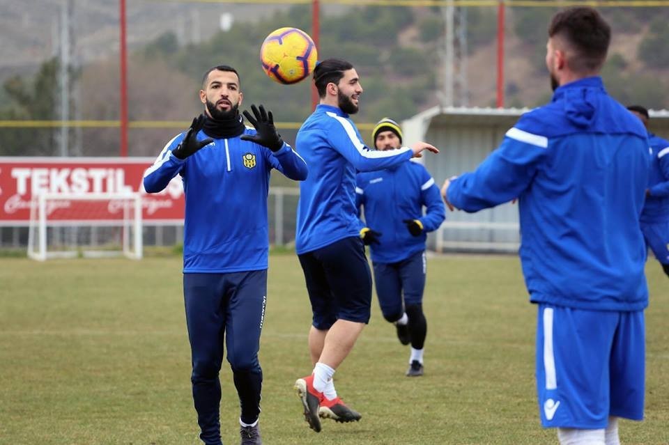 E.Yeni Malatyaspor’da Kamara D.G. Sivasspor maçının kadrosuna alındı 