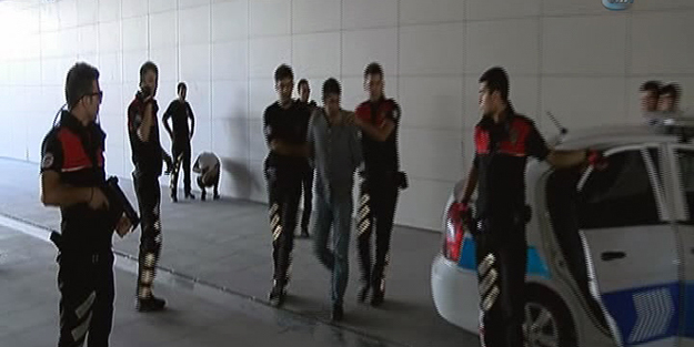 Eylem hazırlığındaki iki terörist bakın nerede yakalandı