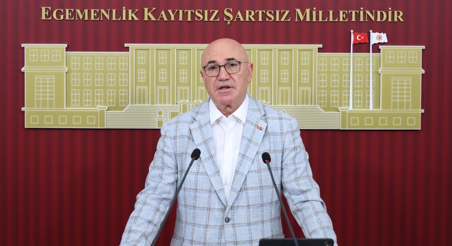 Eylemde millete su sıkarken aklın neredeydi? Toma’cı Tanal’dan ‘temiz su yok’ iddiası