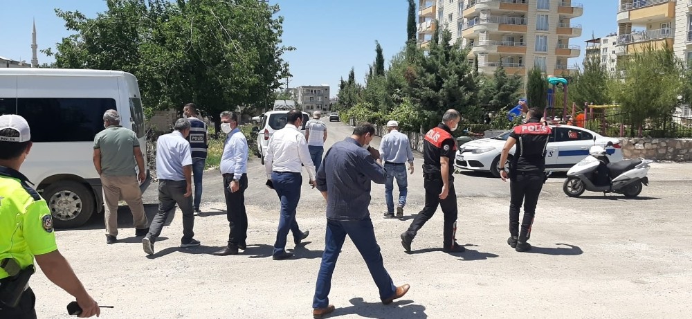 Eylemin yapıldığı bozuk yol yapılacak 
