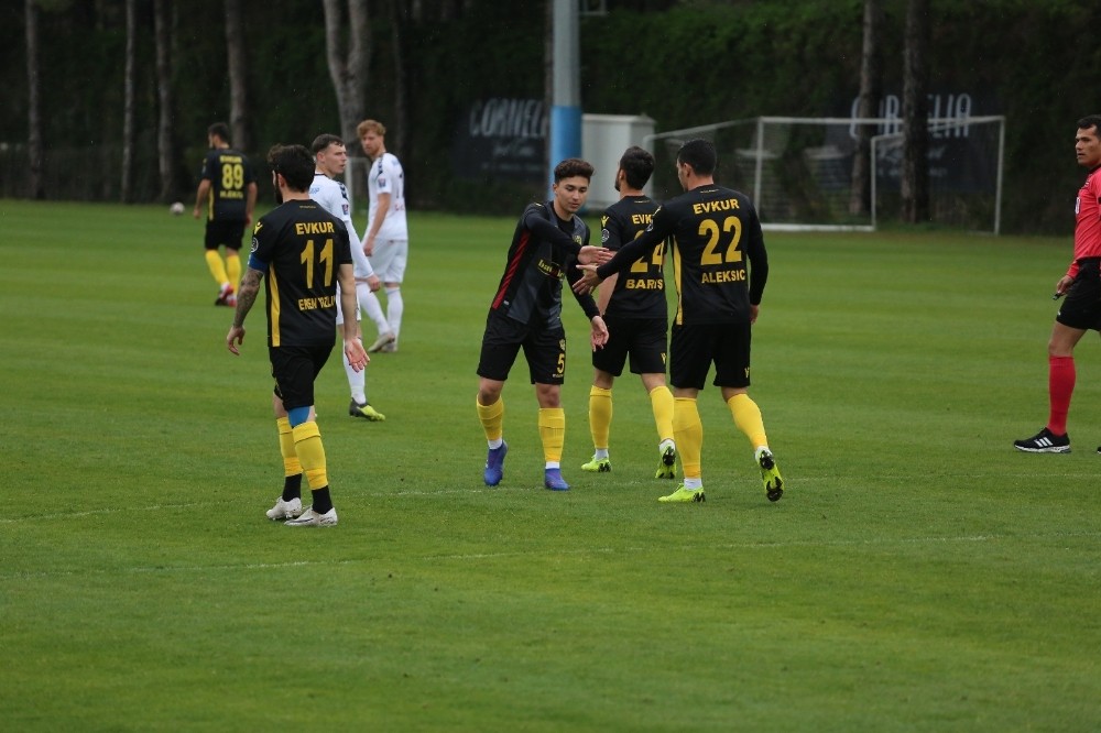 EY.Malatyaspor hazırlık maçında berabere kaldı 