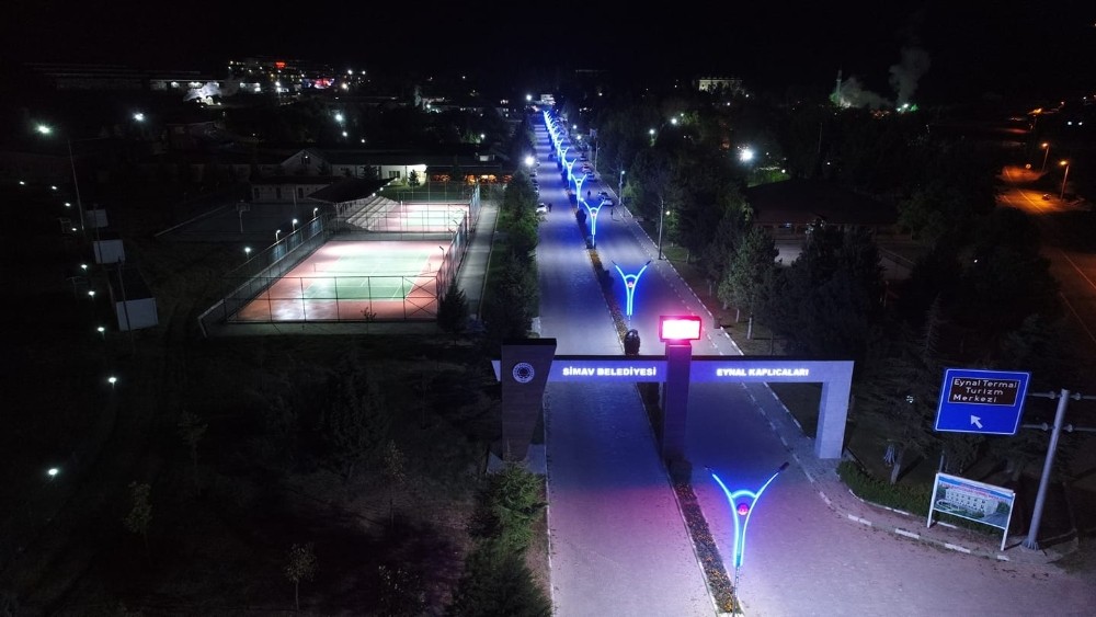 Eynal Kaplıcaları tedbirlerle yeniden hizmete açıldı 