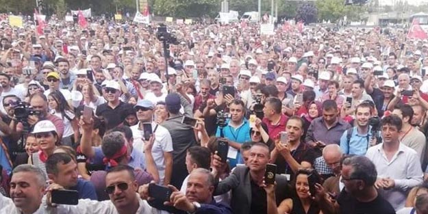 EYT en son haberleri Emeklilikte yaşa takılanlar son durum ne?