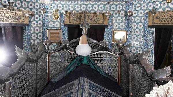 Eyüp Sultan türbesi açık mı? Eyüp Sultan Türbesi'ne ziyaret kabul ediliyor mu?