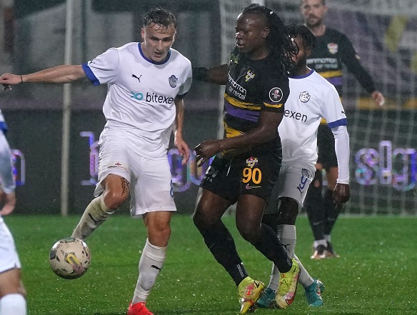 Eyüpspor, Tuzlaspor engelini geçti: 2-0