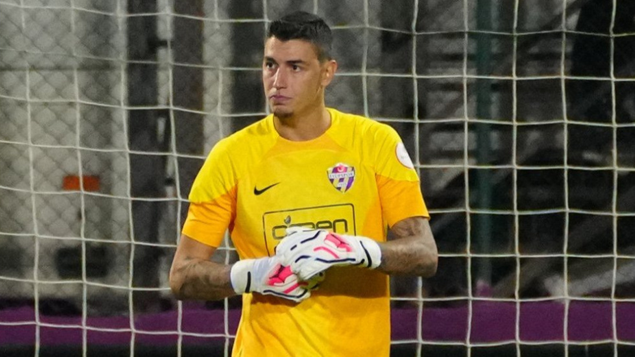 Eyüpspor'un Fenerli kalecisi, Fenerbahçe maçı öncesi sakatlandı!