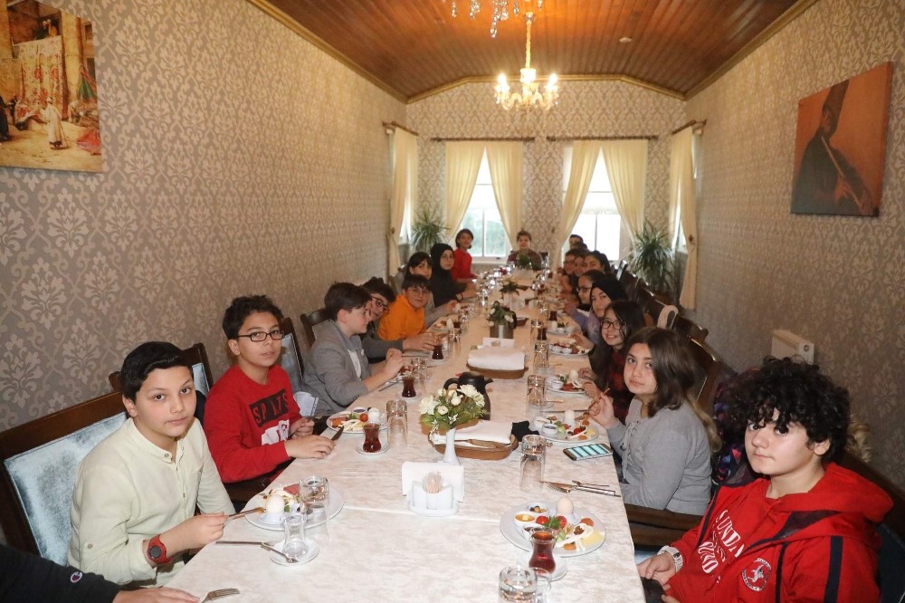 Eyüpsultan Belediyesi Çocuk Meclisinden yeni sosyal sorumluluk projeleri 