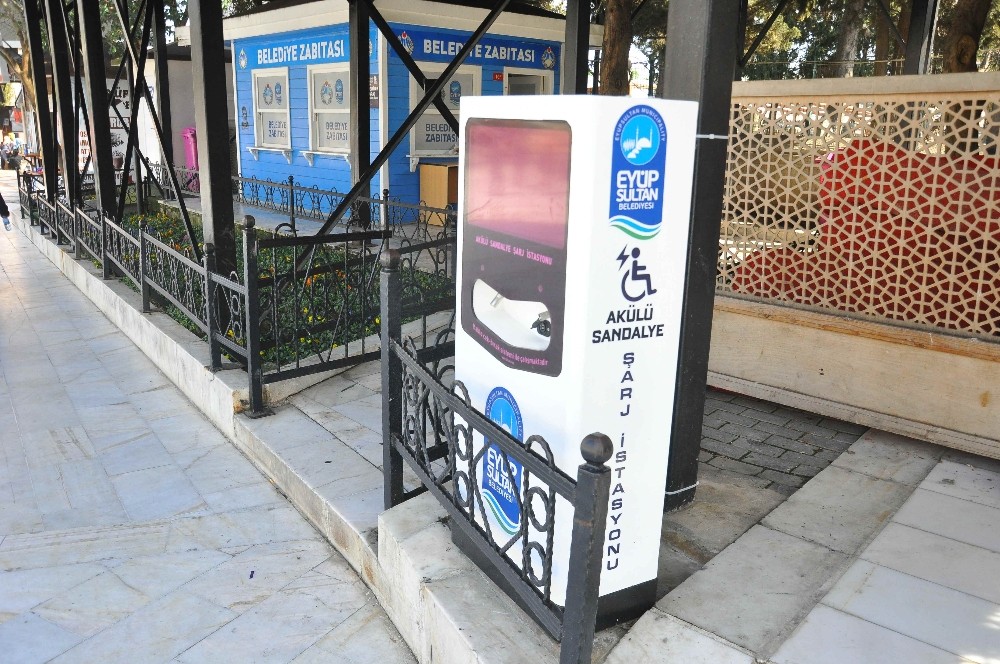 Eyüpsultan’a akülü sandalye şarj istasyonları kuruluyor 