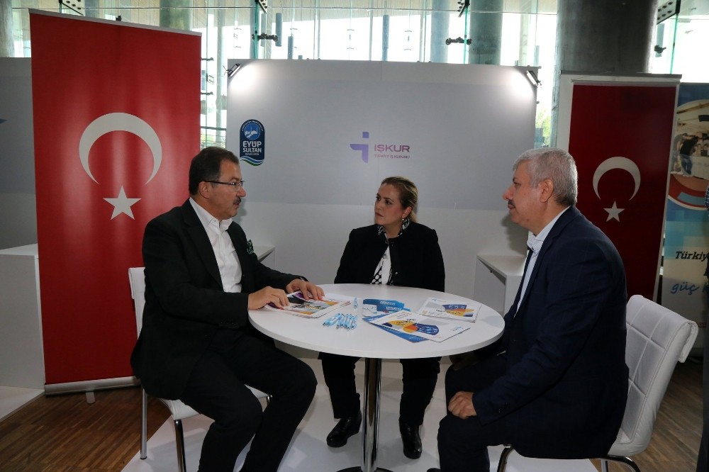 Eyüpsultan’da 10 ayda bin 453 kişiye istihdam sağlandı 