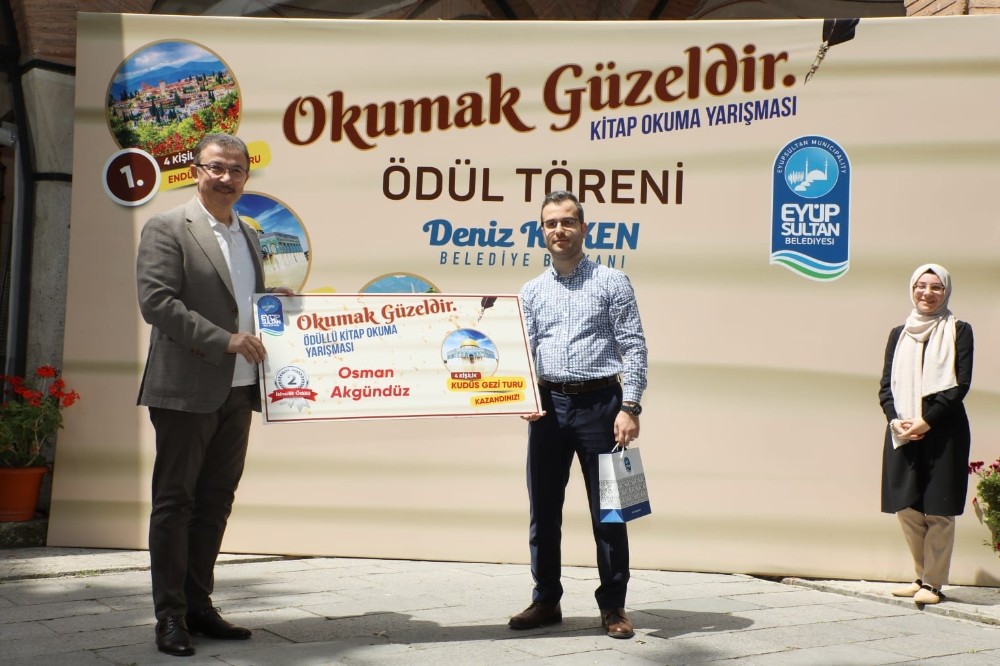 Eyüpsultan’da “Okumak Güzeldir” yarışmasında ödüller sahiplerini buldu 