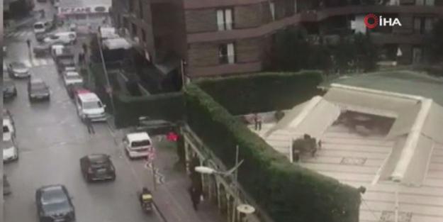 Sokak ortasında silahlı çatışma anı kameraya yansıdı!