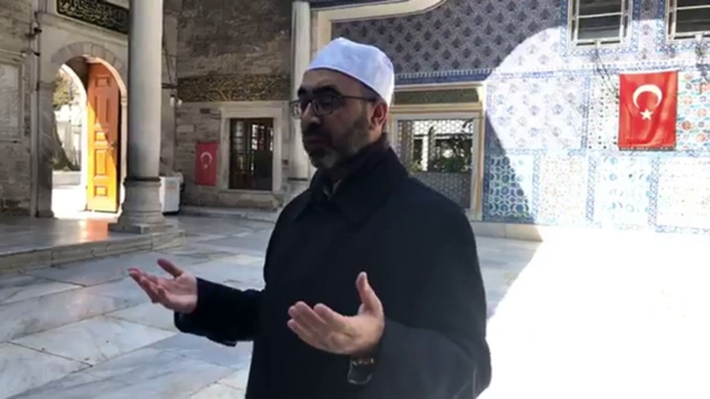 Eyüpsultan’da vatandaşlar duaya canlı yayından ’amin’ dedi 