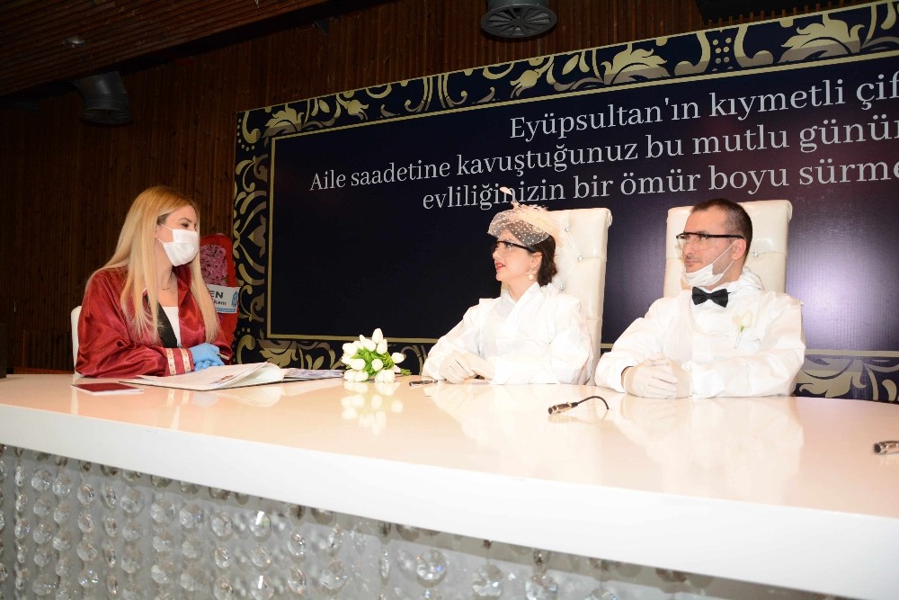 Eyüpsultan’da yeni nikah tarihi için müracaatlar başladı 