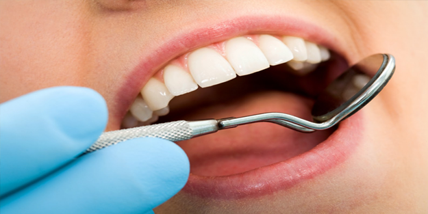 Eyvah dişsiz mi kalacağım derdine son! Diş çekimi ve implantta yeni dönem