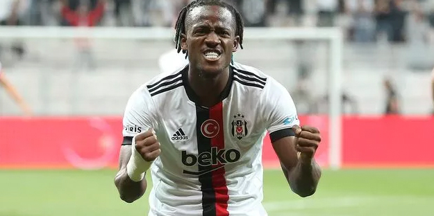 Eyvah! Gol kaçırma uzmanı geri dönüyor...