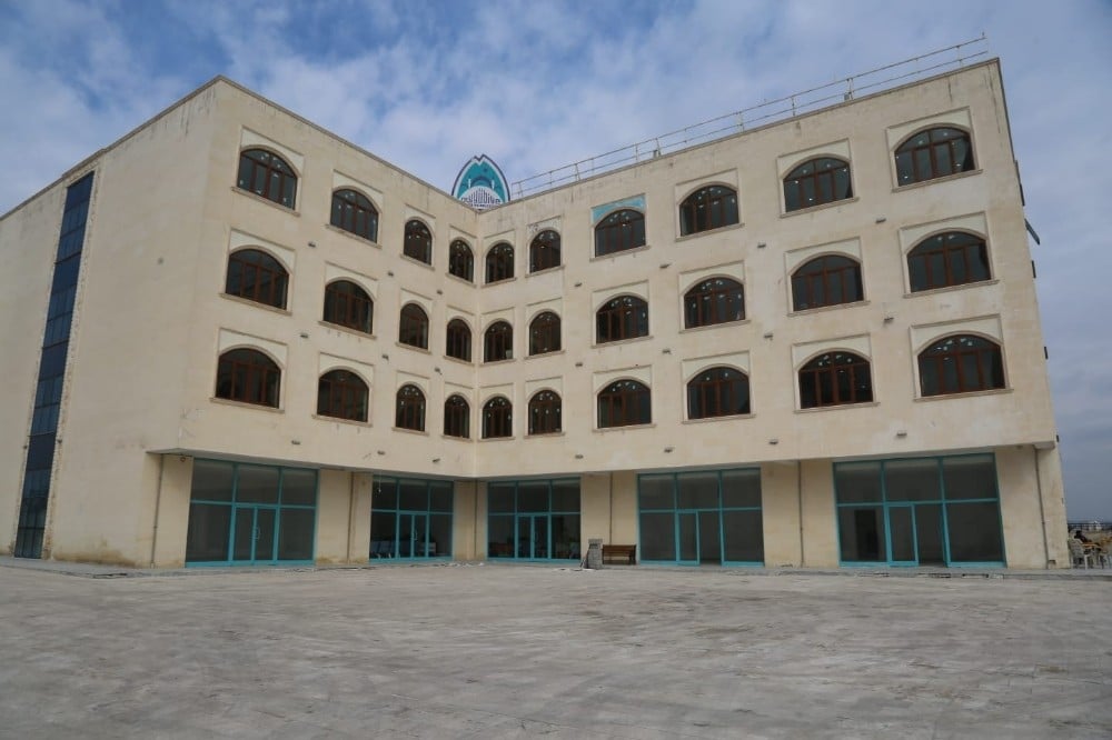 Eyyübiye’de geçici hizmet binası faaliyete girdi 