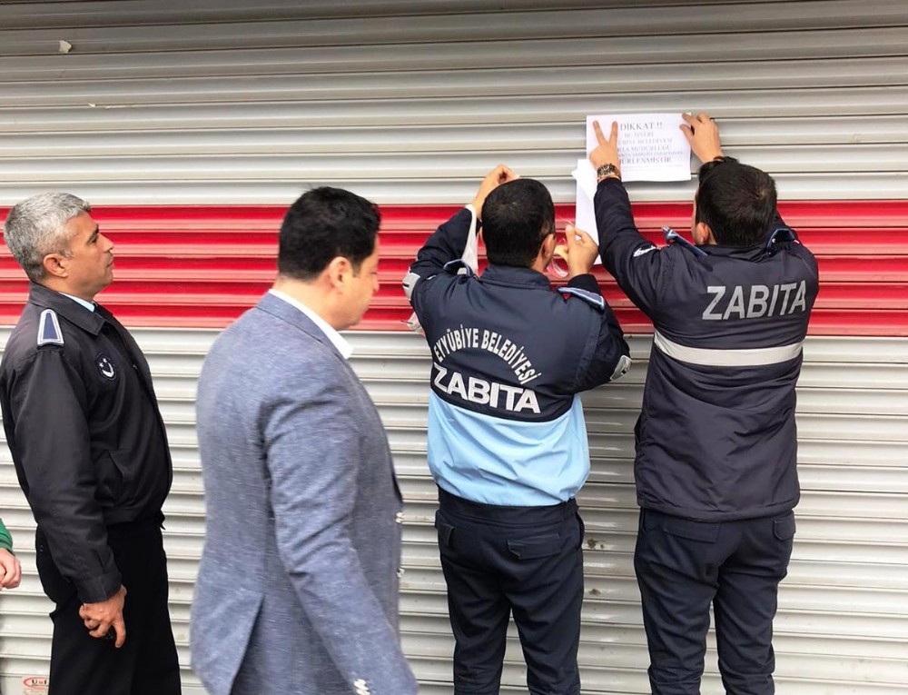 Eyyübiye’de kaçak ve izinsiz deve kesimi yapan iş yeri mühürlendi 