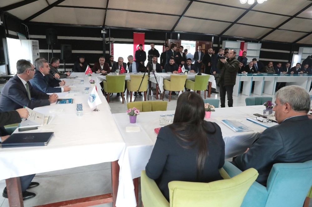 Eyyübiye’nin 2020 yılı hizmet projeleri görüşüldü 