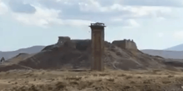 Ezan sesi yankılandı! Büyük ilgi gördü… Alp Arslan yapımcısı Emre Konuk’tan dikkat çeken paylaşım