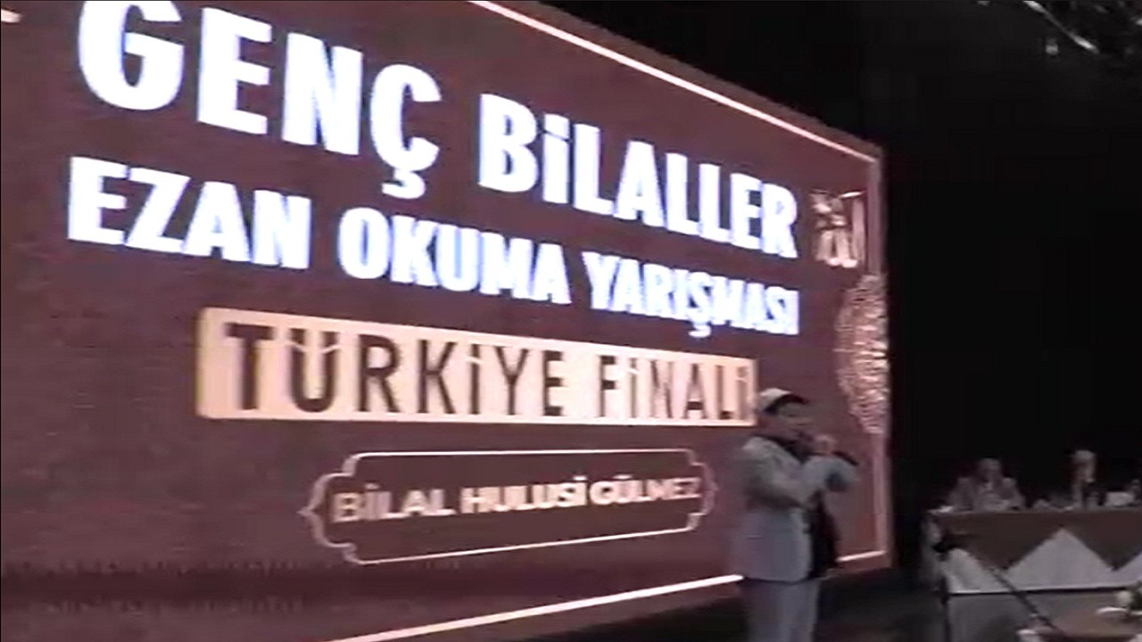 Ezan sesleri Mardin semalarında yankılandı