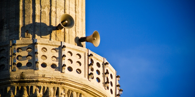 Ezan yasağının kaldırılmasının yıl dönümünde Diyanet'ten anlamlı hutbe!