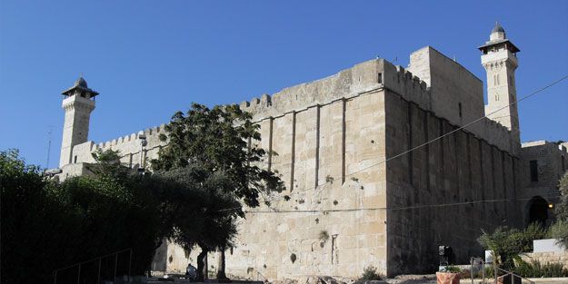 Ezan’a tahammül yok