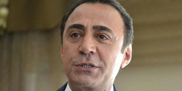 Ezanı Türkçe okutanların son sürümü! CHP'li ismin Cuma namazı çıkışı alay konusu oldu