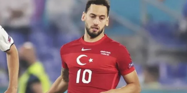 Ezber bozan açıklama... Milli takımın kaptanı devreye girdi! Helal olsun sana...