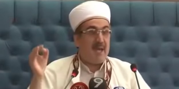 Ezber bozan vaaz: İşçinin hakkını ye, ihaleye fesat karıştır, sonra umreye git! Böyle bir dindarlık yok