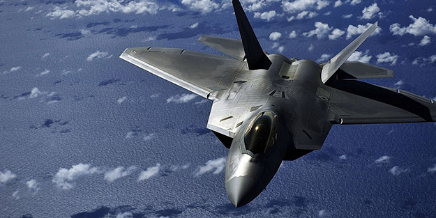F-22’lerde dikkat çeken detay! ABD yakın müttefiklerine satmıyor