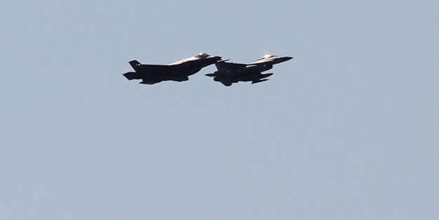 F-35'ler ilk test uçuşunu yaptı