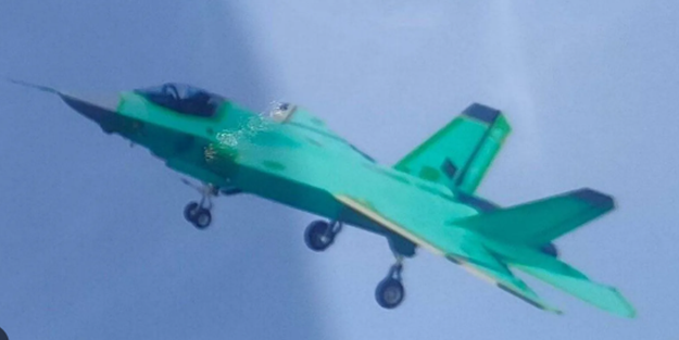 F-35'leri tahtından edecek! Pentagon tedirgin, ilk kez görüntülendi