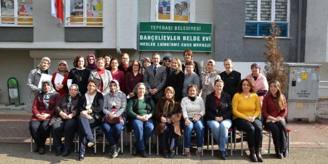 Başkan Ahmet Ataç belde evi kursiyerleriyle buluştu