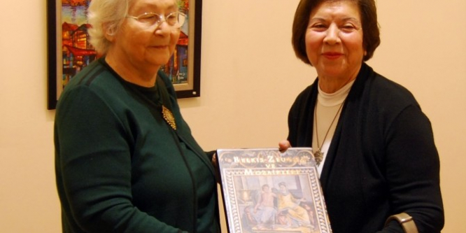 Kolaj sergisine büyük alaka