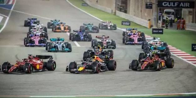 F1 Bahreyn Grand Prix'sinde ilk iki sıra Ferrari'nin