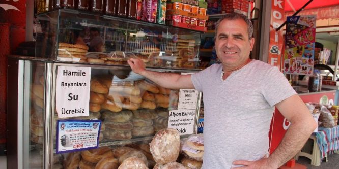 Hayırsever esnaftan örnek hareket
