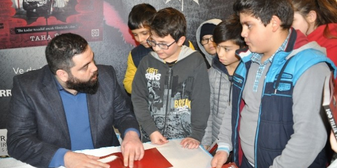 100 Yıllık Terane’nin ilk imza günü Balıkesir’de yapıldı